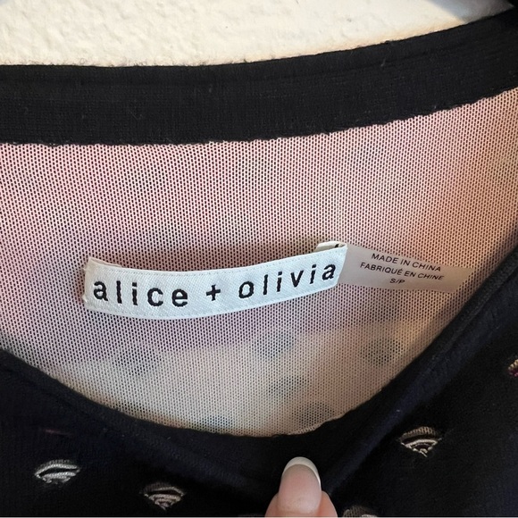 Alice + Olivia Ines crop top sweater size Small - Picture 11 of 14